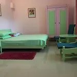 דירה Mitu אפורי נורד